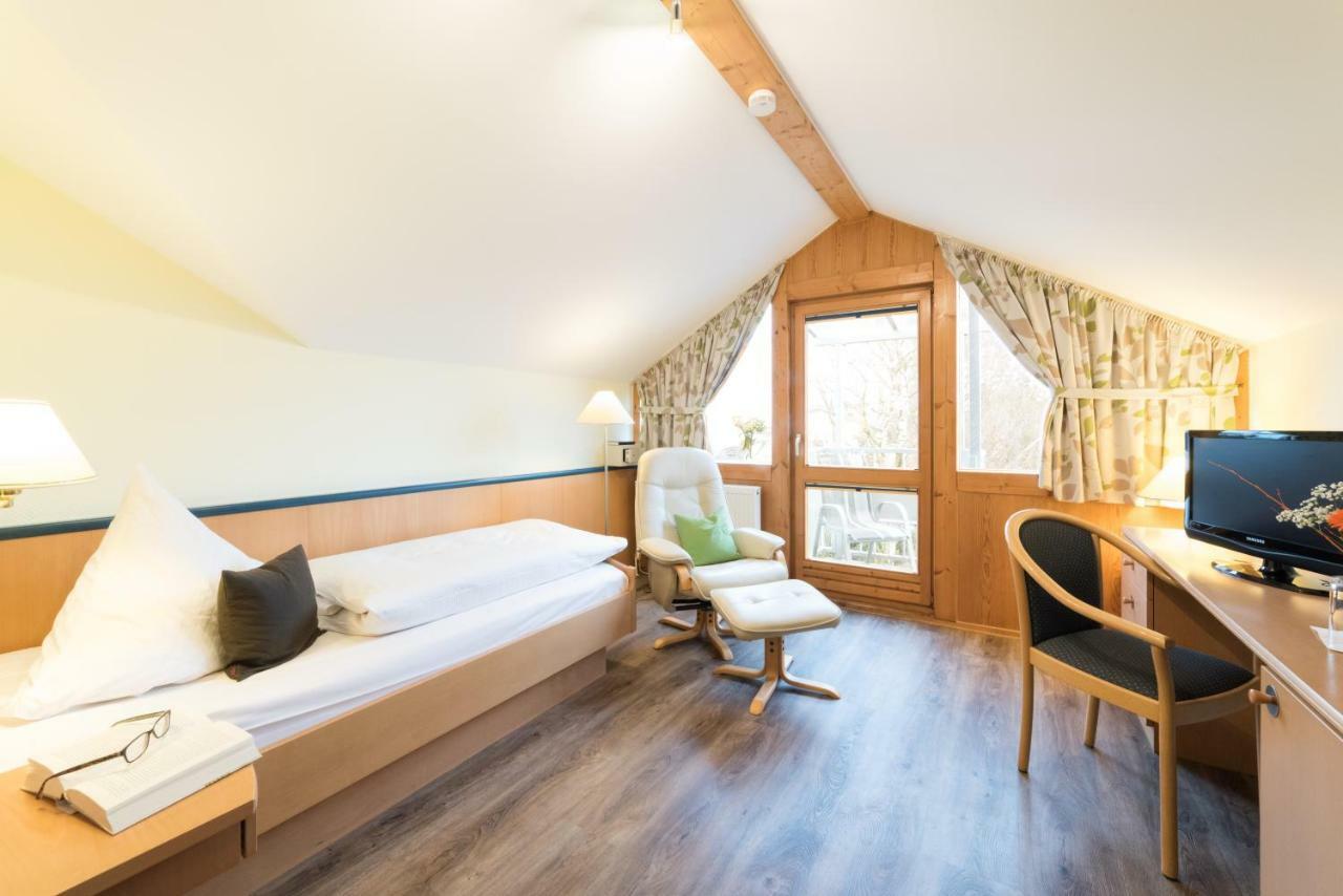 Hotel Garni Vier Jahreszeiten Bad Füssing Zewnętrze zdjęcie